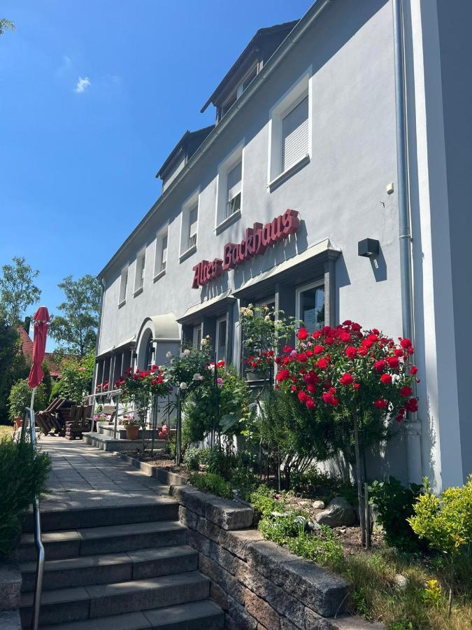 Pension Altes Backhaus ヘルツォーゲンアウラッハ エクステリア 写真